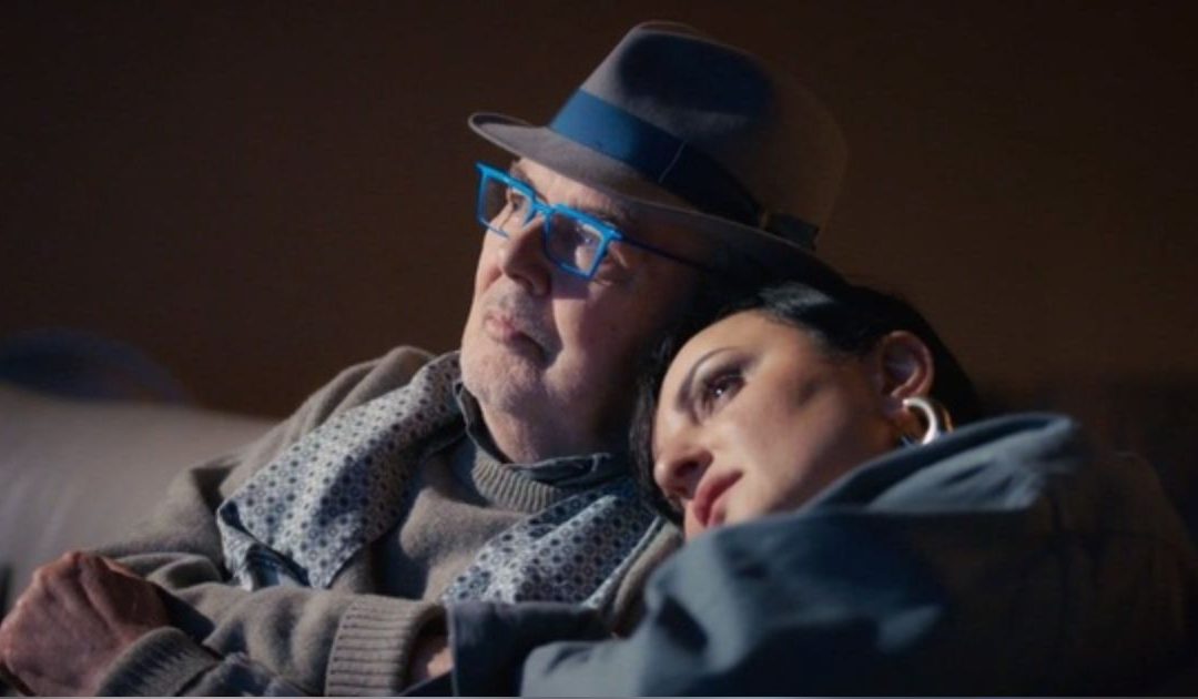 Mauro Pagani e Arisa in una scena del docu-film “Andando dove non so”