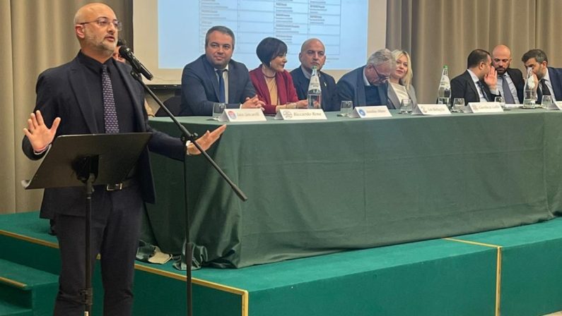 Elezioni provinciali di Cosenza, Biagio Faragalli suona la carica