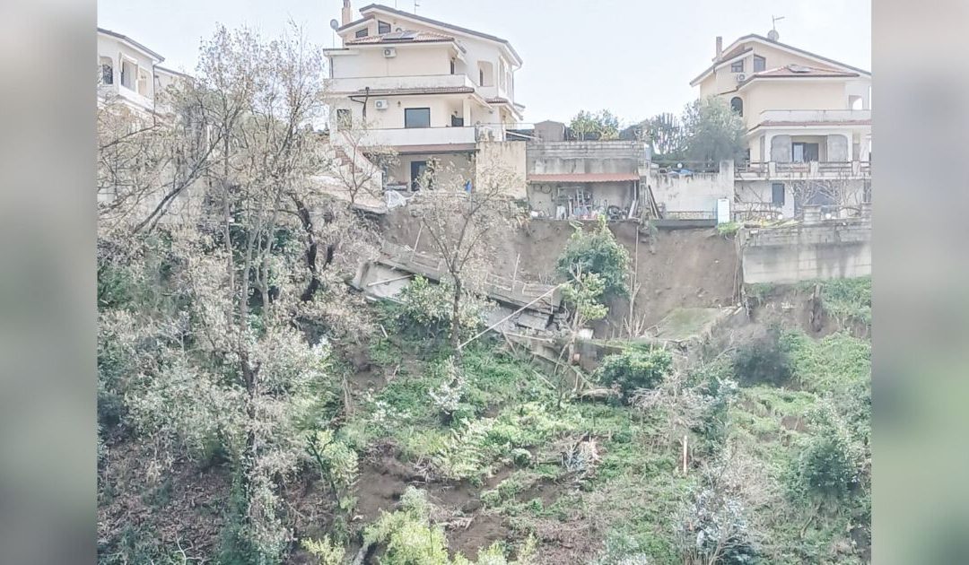 Diamante, rischio frana, evacuate quatto abitazioni