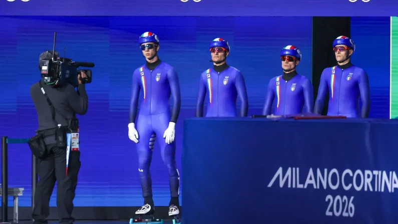 Bronzo Italia nella staffetta maschile di Short Track