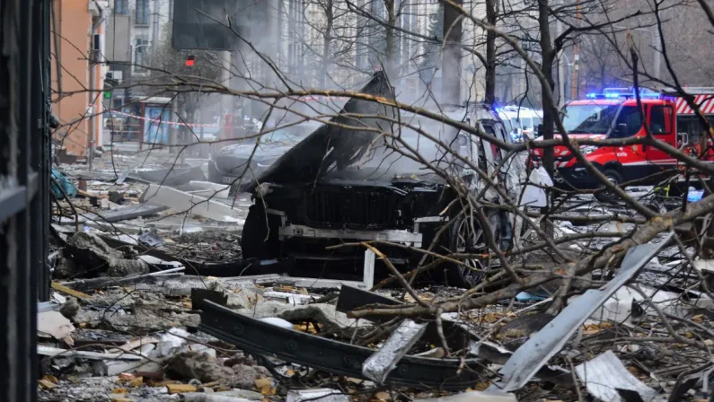 Ucraina, drone russo colpisce un bus: 12 morti e 7 feriti