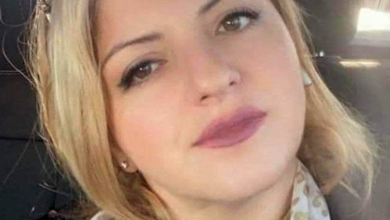 Morta in un incidente stradale nel Foggiano, marito arrestato per omicidio premeditato