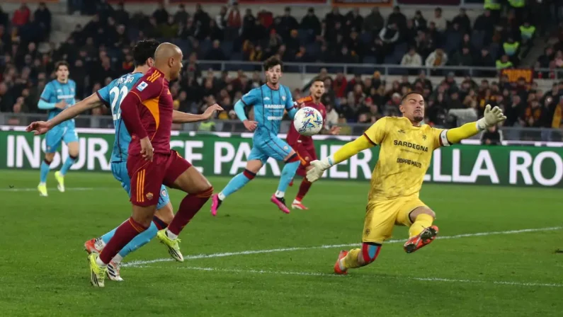 La Roma torna a vincere, Cagliari battuto 2-0 con una doppietta di Malen
