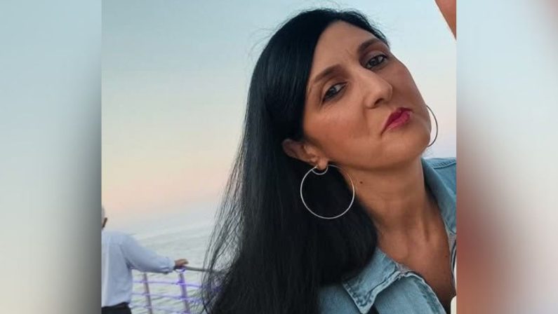 Tragedia a Cassano: morta una donna, caduta dal balcone mentre ritirava il bucato