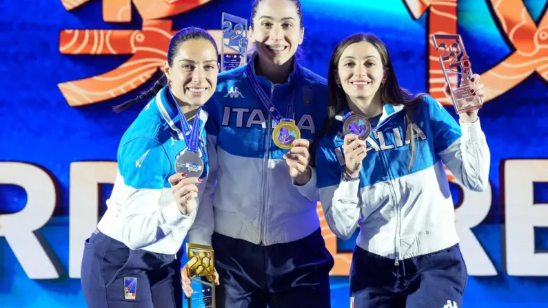 L’Italia della spada riscrive la storia a Wuxi: oro Rizzi, argento Santuccio e bronzo Fiamingo