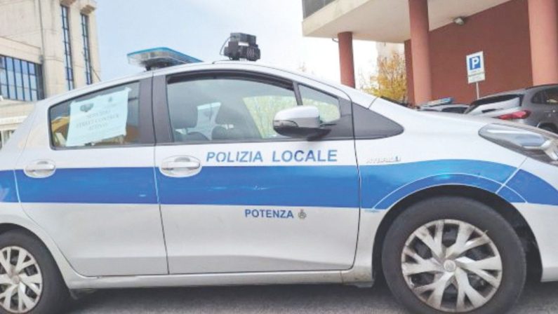Potenza, i vigili urbani presentano il conto