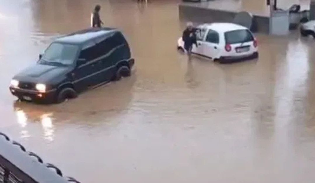 Maltempo in Calabria, statale 106 bloccata a Corigliano-Rossano