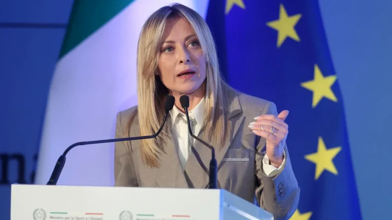 Meloni “Non esistono politiche femminili ma visione femminile della politica”