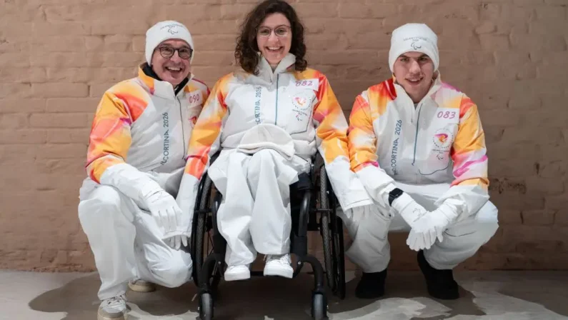 Intesa Sanpaolo partecipa al viaggio della Fiamma Paralimpica