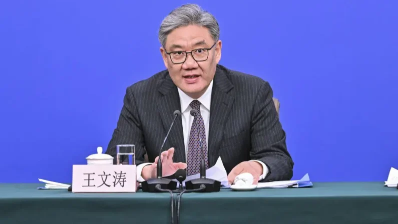 Ministro Commercio Cina, promuoveremo import servizi di consumo di alta qualità