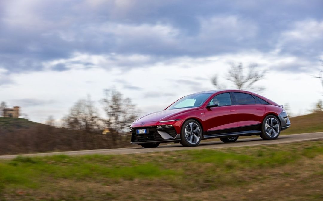 Hyundai presenta la nuova Ioniq 6 N Line