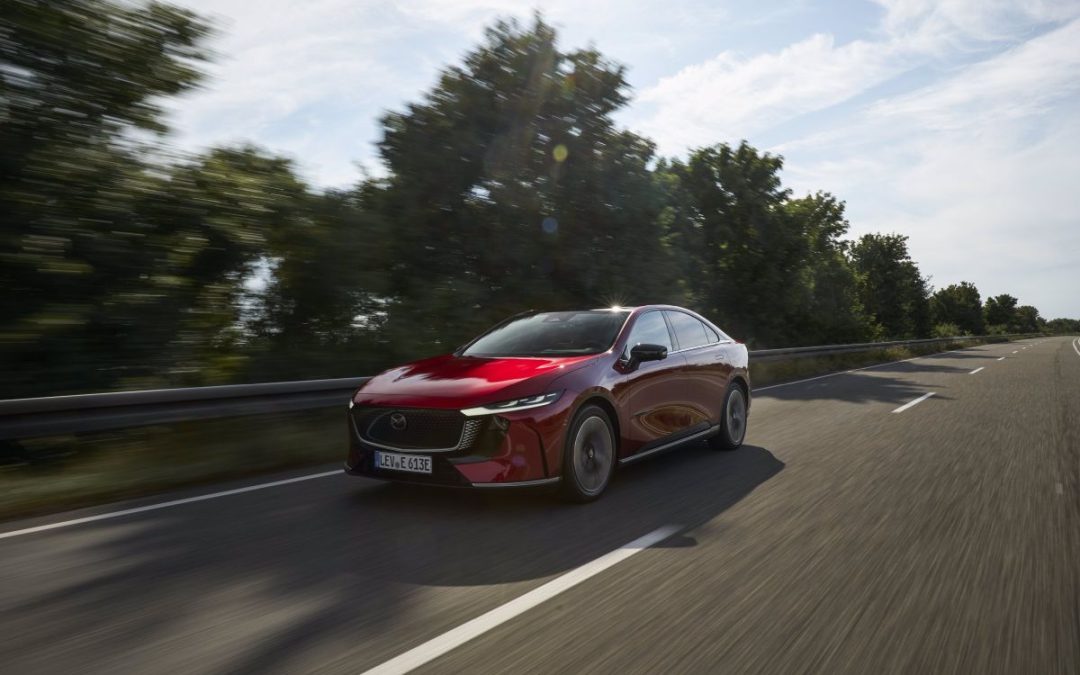 Mazda6e tra le prime tre finaliste del World Car Design of the Year 2026