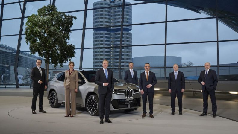 BMW Group. Utili stabili grazie a una strategia vincente