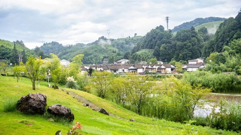 Cina, obiettivo accelerare sullo sviluppo sostenibile nel prossimo quinquennio