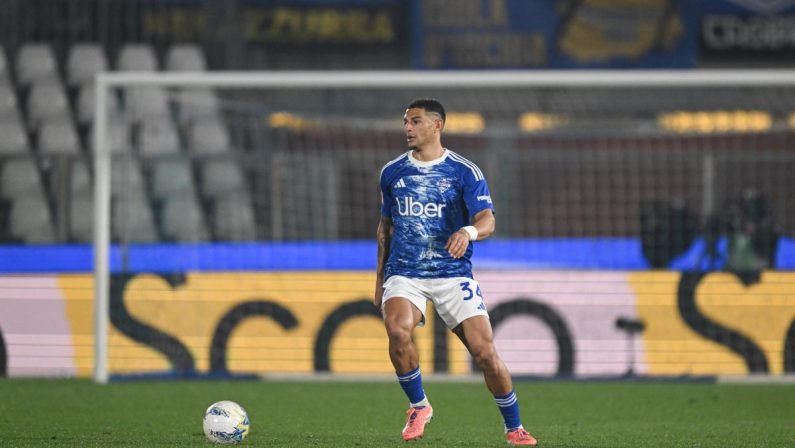 Il Como ribalta la Roma, vince 2-1 e vola da solo al 4° posto