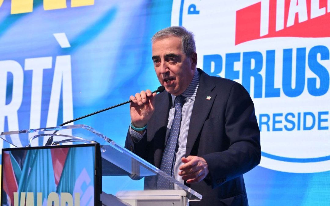 FI, Gasparri si dimette da capogruppo al Senato “Mia decisione autonoma”