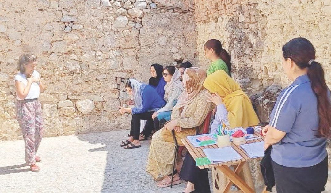 Camini ostaggio di atti vandalici. Colpita la galleria d’arte simbolo