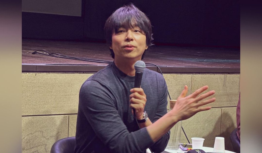 Gong Yoo durante la conferenza stampa al Florence Korea Film Fest