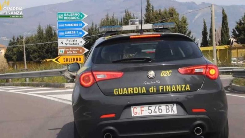 Truffa all’Asp di Catanzaro sulle protesi acustiche: 10 indagati, 3 aziende sequestrate