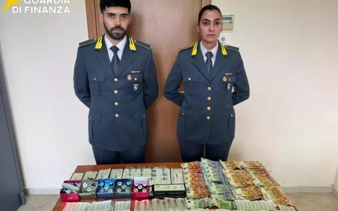 Napoli, Chirurghi estetici senza autorizzazioni: denunciati 8 falsi medici
