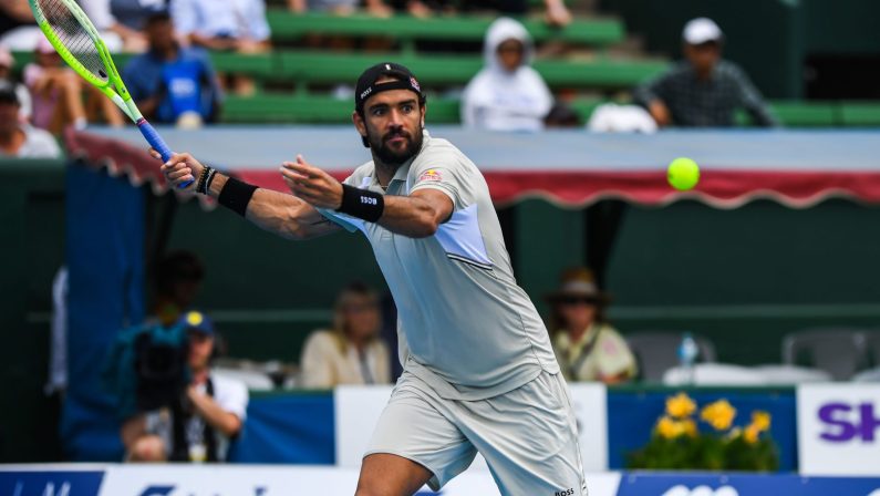 Berrettini batte Bublik e vola al terzo turno di Miami. Eliminati Cobolli, Darderi e Arnaldi