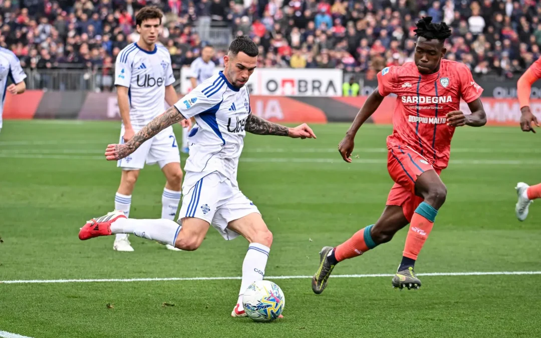 Una prodezza di Da Cunha lancia il Como in zona Champions, Cagliari sconfitto 2-1
