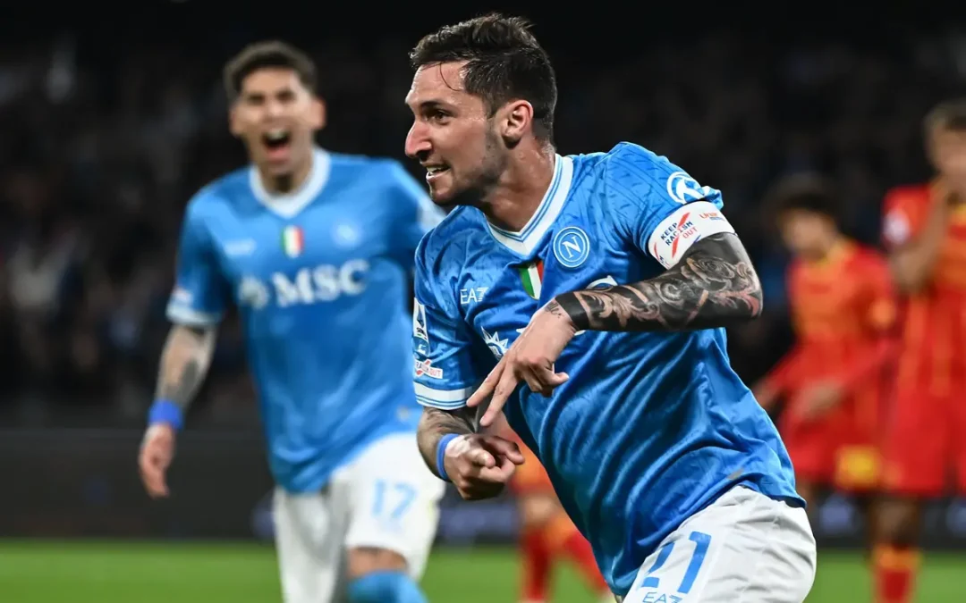 Il Napoli la rimonta nel secondo tempo, Lecce battuto 2-1 al Maradona