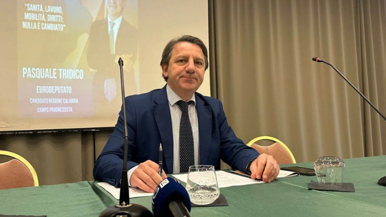 Sottosegretari in Calabria, corsa ai referendum contro la legge