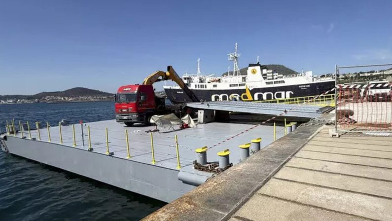 Pozzuoli incidente al porto: catena si spezza in cantiere, feriti 3 operai, uno è grave