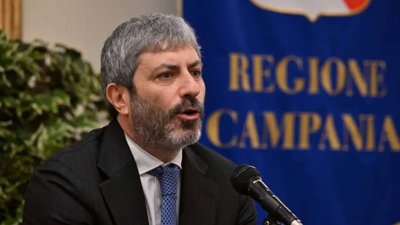 Campania, Fico riporta l’acqua in mano pubblica: «Interesse collettivo è priorità»