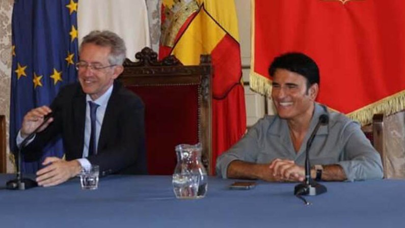 Napoli vince Sanremo con Sal Da Vinci, l’omaggio del sindaco Manfredi