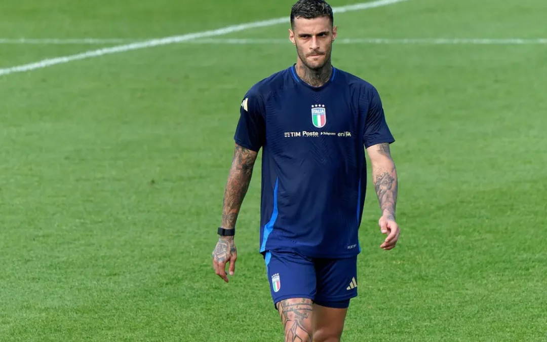 Lesione all’adduttore per Scamacca, l’attaccante salta i playoff Mondiali