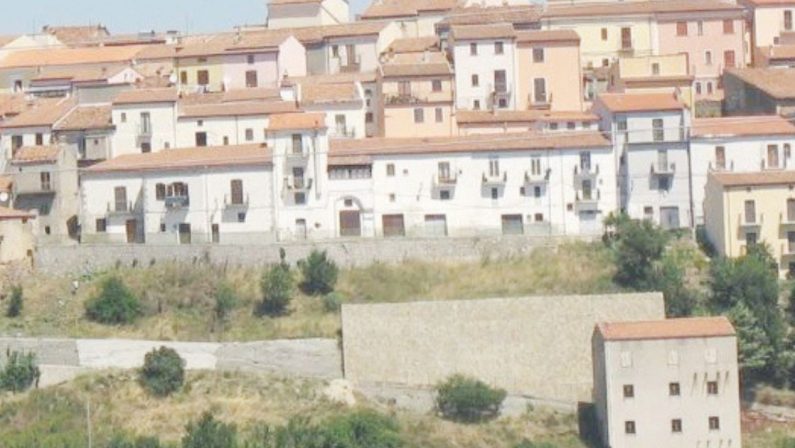 «Non sono pacchi da spostare», la denuncia dei familiari dei pazienti di Casa Vallina