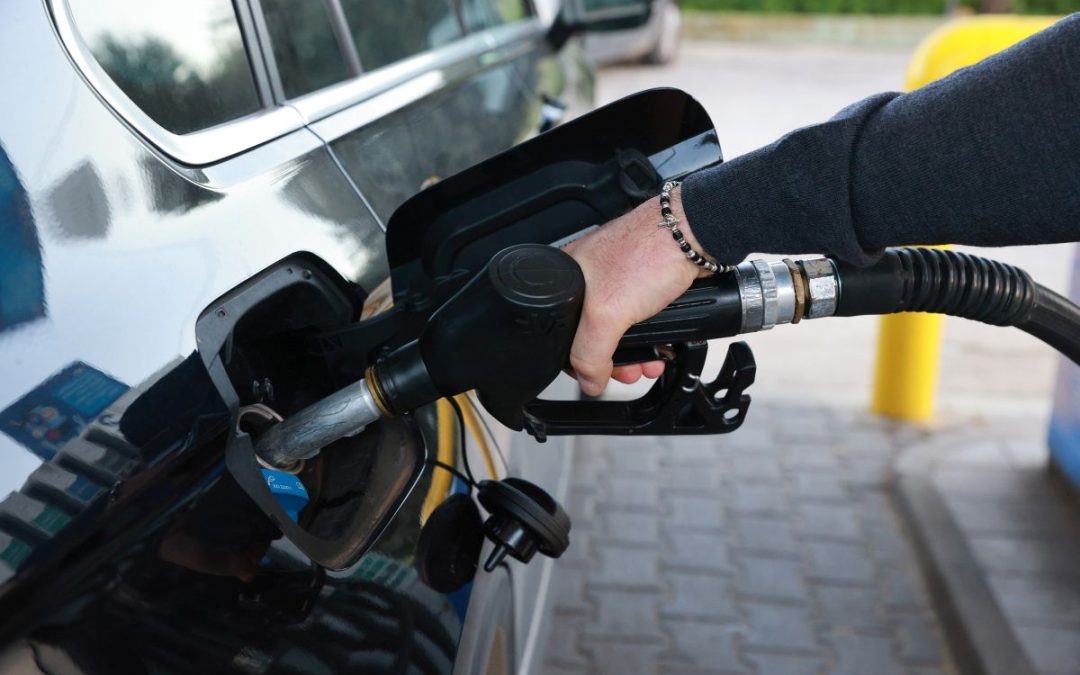 Carburanti, prorogato all’1 maggio il taglio delle accise