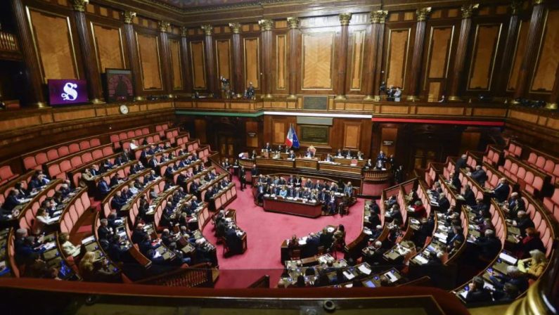 Via libera del Senato al Dl Bollette, è legge