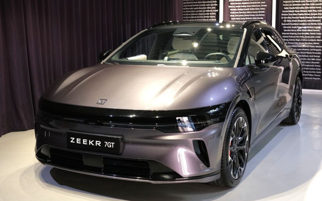 Zeekr alla Milano Design Week con “The Art of Connection”