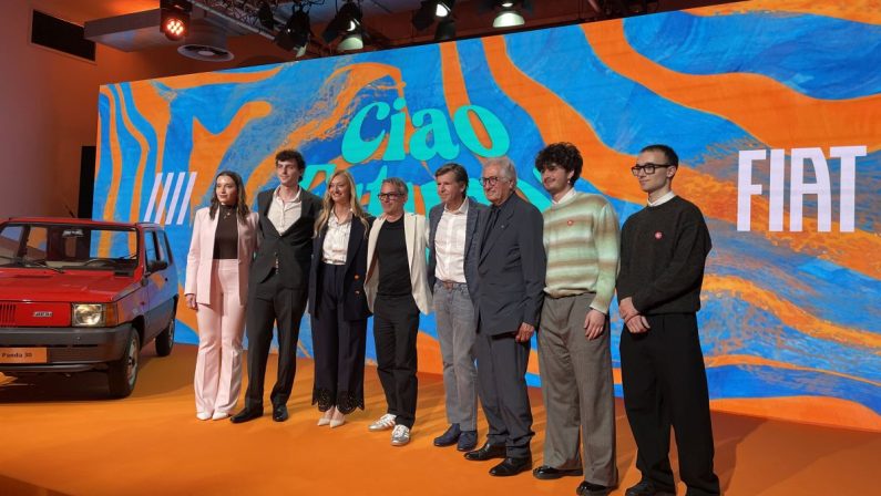 Fiat immagina auto del futuro insieme a giovani designer