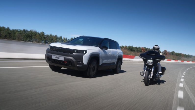 Nuova partnership di Jeep con Harley-Davidson per il 2026