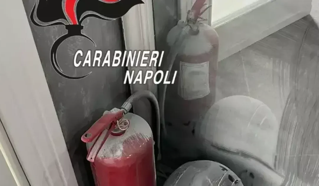 «La uccido»: violenza a Villaricca, aggredisce l’ex moglie e picchia il figlio: arrestato