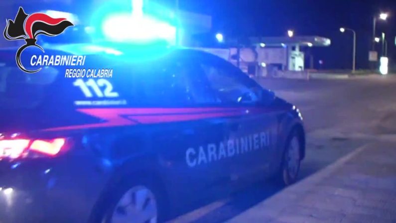 «Se gli dai una coltellata diventa virale», sgominata baby gang a Gioia Tauro