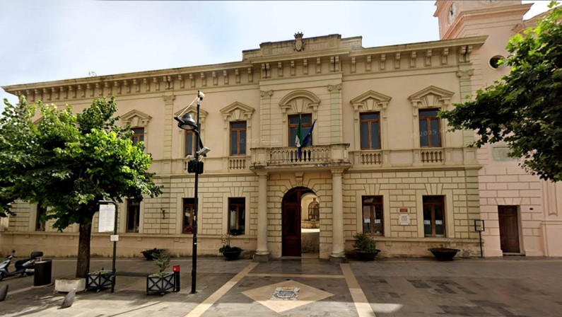 Elezioni comunali a Castrovillari, quasi 300 candidati al consiglio e 4 aspiranti sindaci