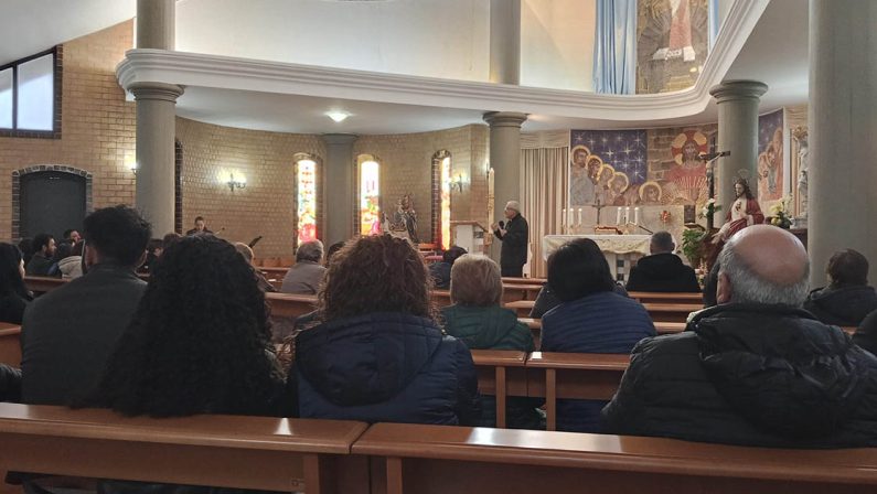 Gerocarne, tensione nella comunità di Ariola: il vescovo affida la guida a don Zappone