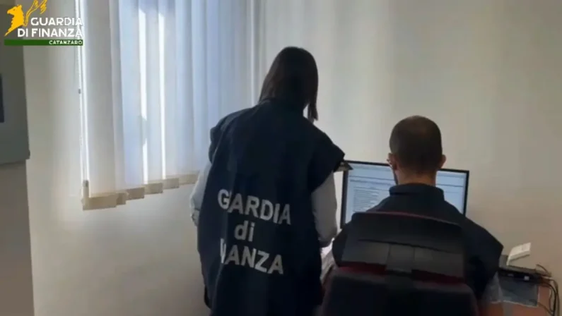 Dissesto al Comune di Decollatura, sanzioni per 8 ex amministratori