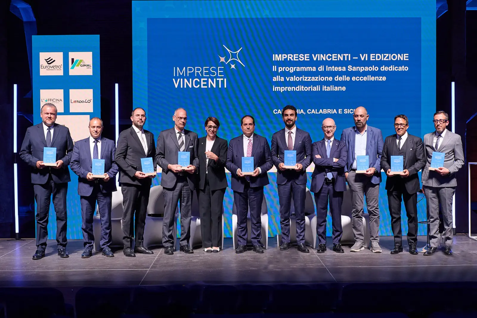 https://www.quotidianodelsud.it/wp-content/uploads/2026/04/foto-premiazione-imprese-vincenti-2.jpg