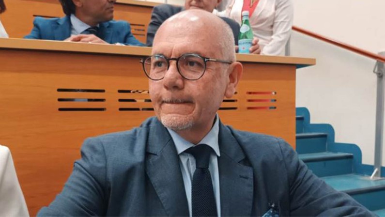 Università Magna Graecia, il rettore Cuda esalta i 300 laureandi in Medicina