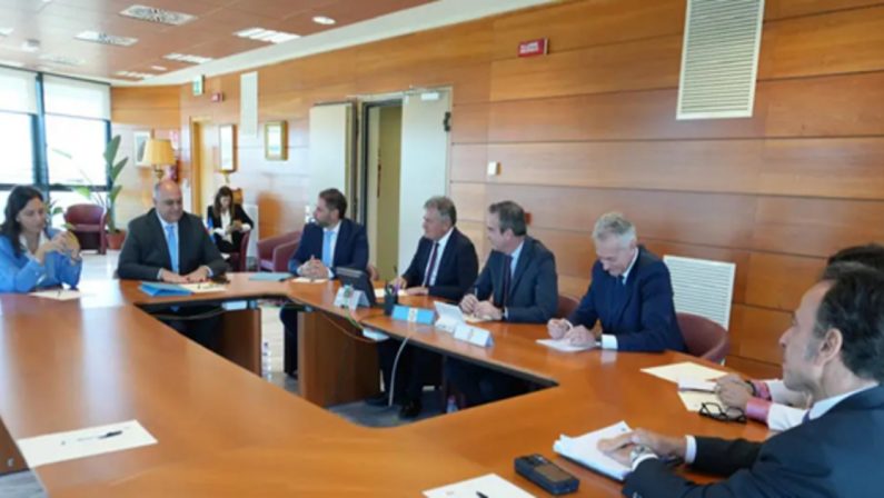 Calabria, l’ok della Giunta agli psicologi nella Case di comunità