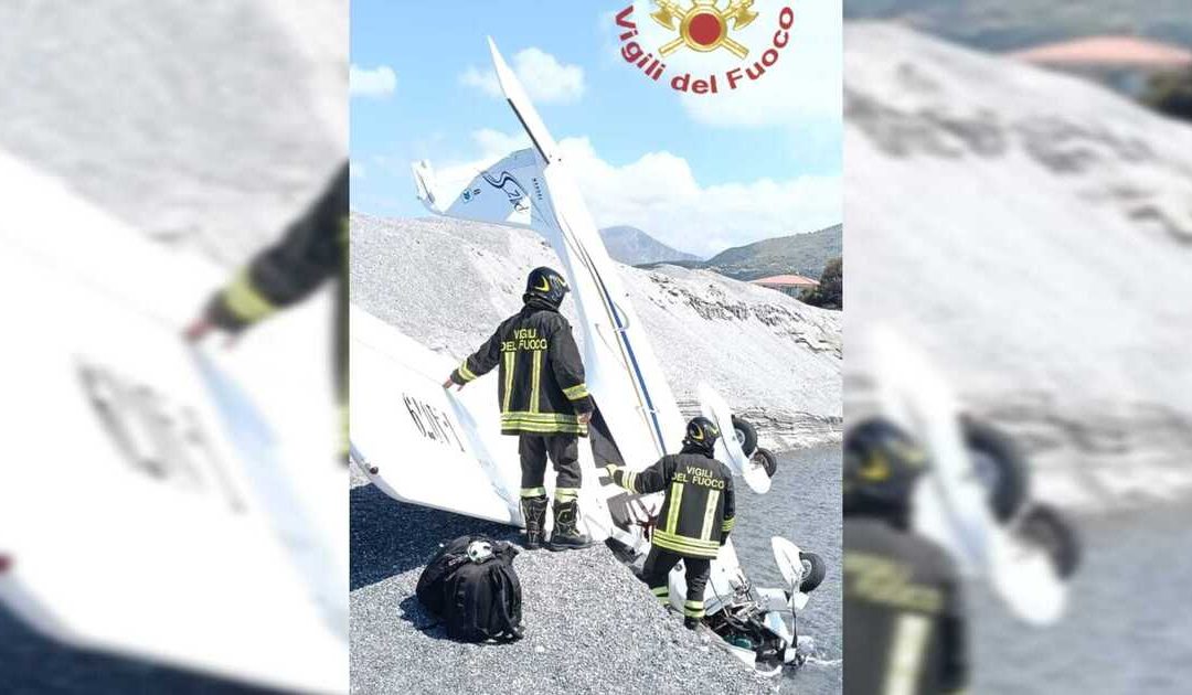 Grisolia Lido, aereo ultraleggero precipita sulla spiaggia