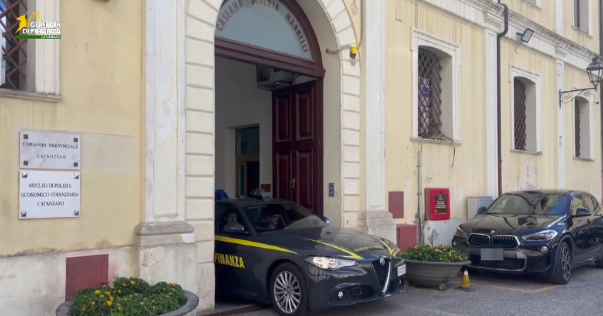 https://www.quotidianodelsud.it/wp-content/uploads/2026/04/guardia-finanza-catanzaro-soveria-mannelli.jpg