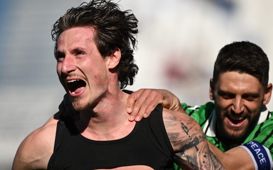 Il Sassuolo ribalta il Cagliari 2-1, i sardi sempre più invischiati nella lotta per non retrocedere