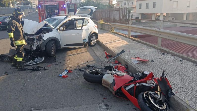 Scontri sulle strade del Vibonese: tre incidenti, un morto, diversi feriti